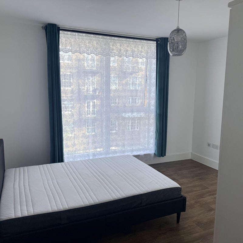 Room Forster Road in Greater London