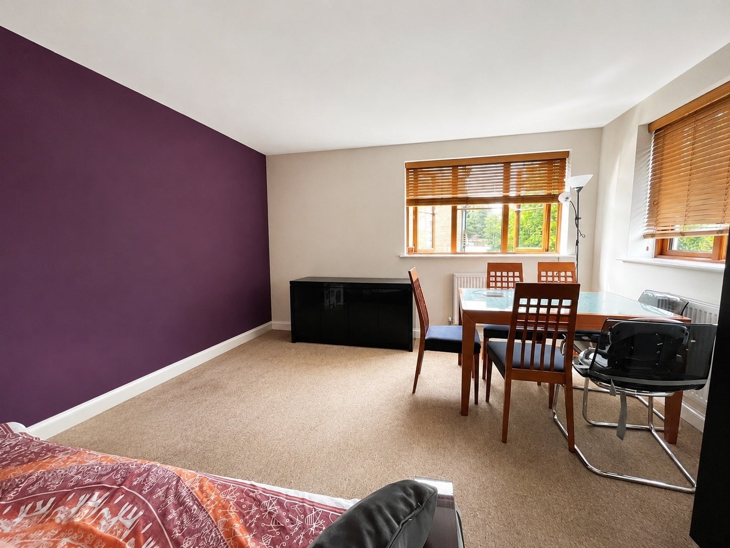 Flat John North Close in High Wycombe