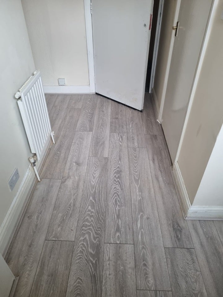 Flat Knightland Road in Greater London