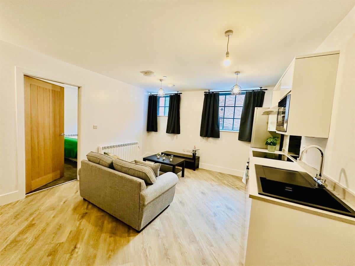 Flat Woolpack Lane in Nottingham