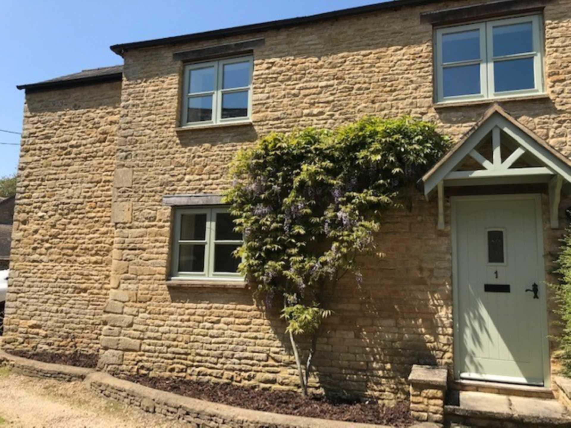 House Chapel Lane in West Oxfordshire