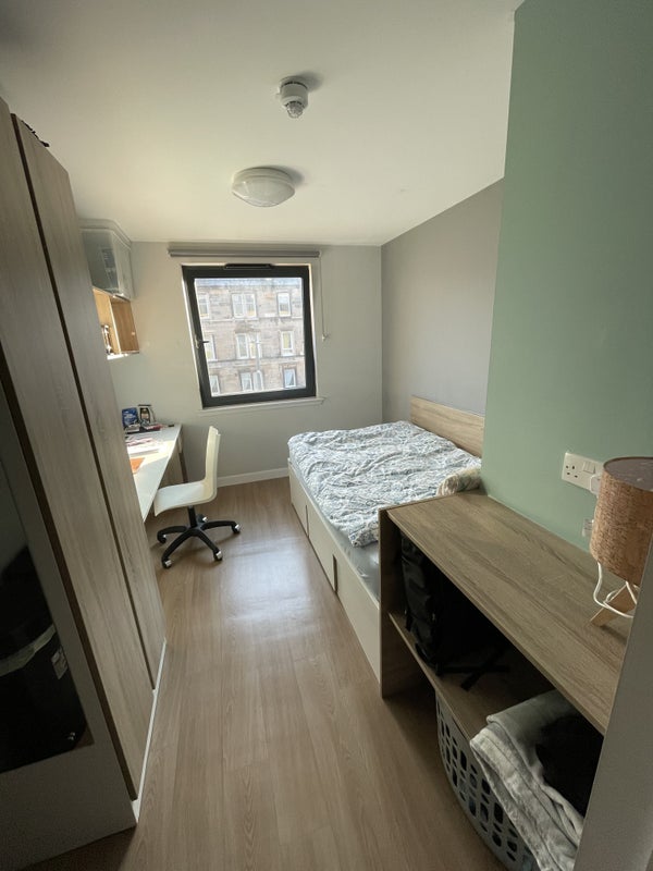 Room Leith Walk in City of Edinburgh