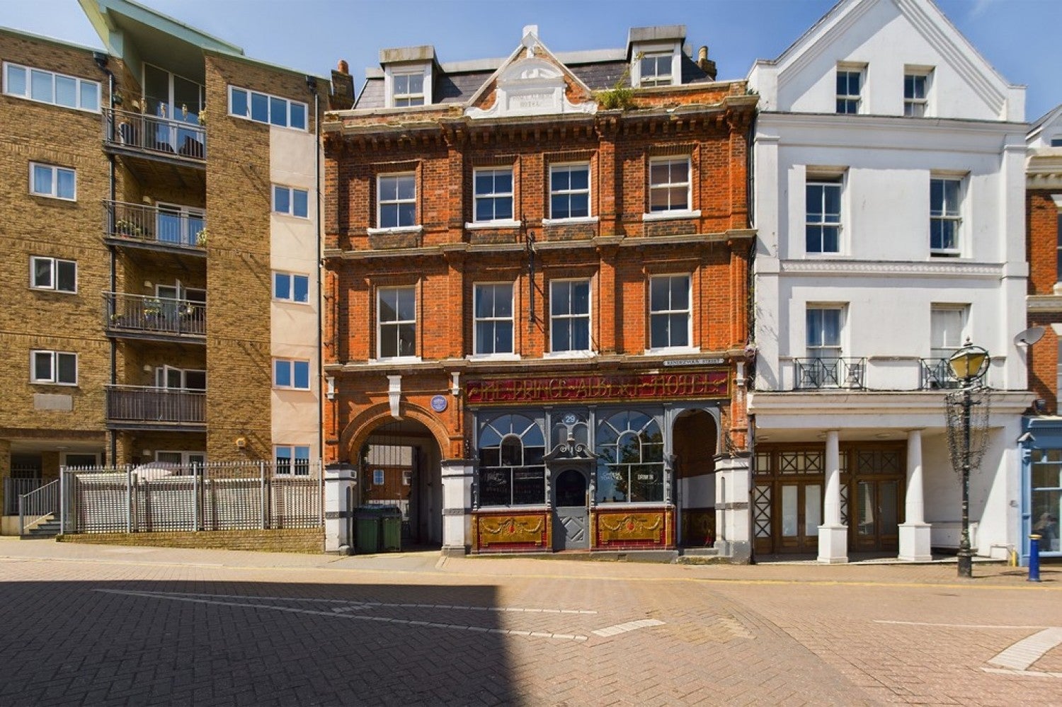 Flat Rendezvous Street in Folkestone and Hythe District