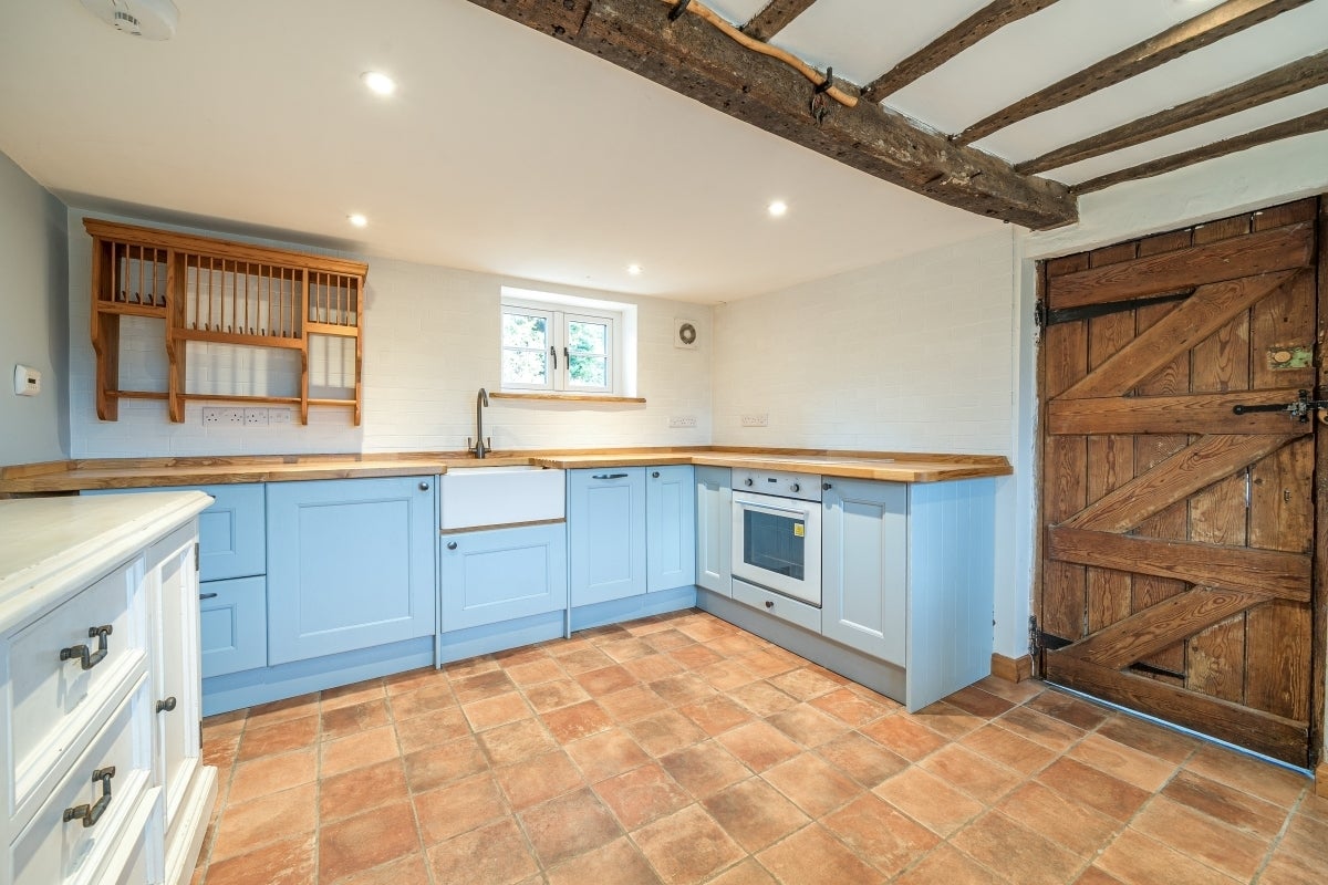 House Overton Lane in Stroud