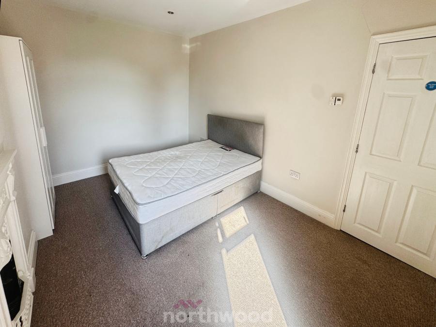 Room North Eastern Road in Doncaster