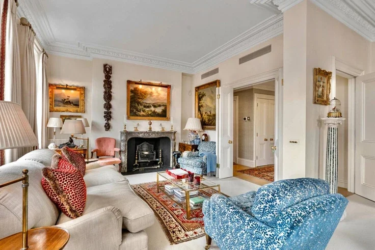 Flat South Audley Street in City of Westminster