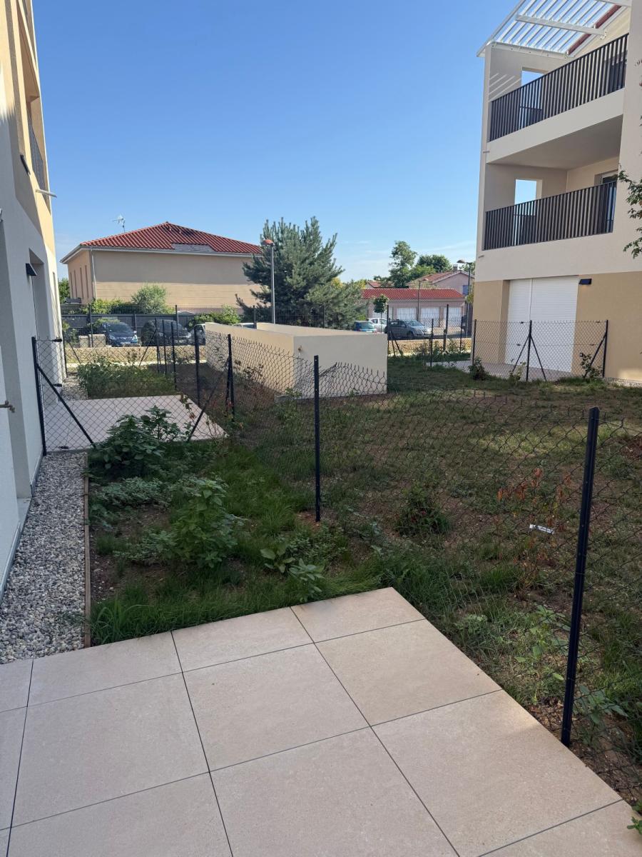 Flat Place Jean Moulin in Mions