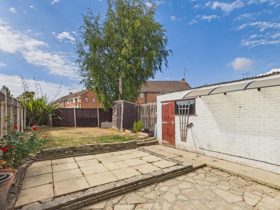 House Purbrook Way in Havant