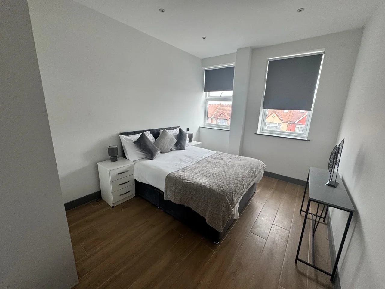 Flat Nether Street in Greater London