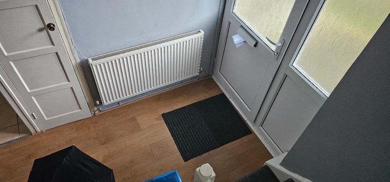 Room Asplins Road in Greater London