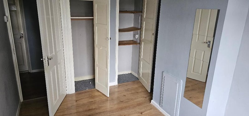 Room Asplins Road in Greater London