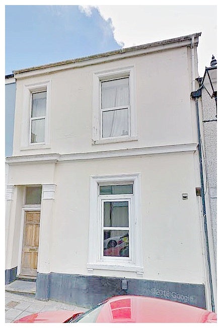 Flat Clifton Street in Plymouth