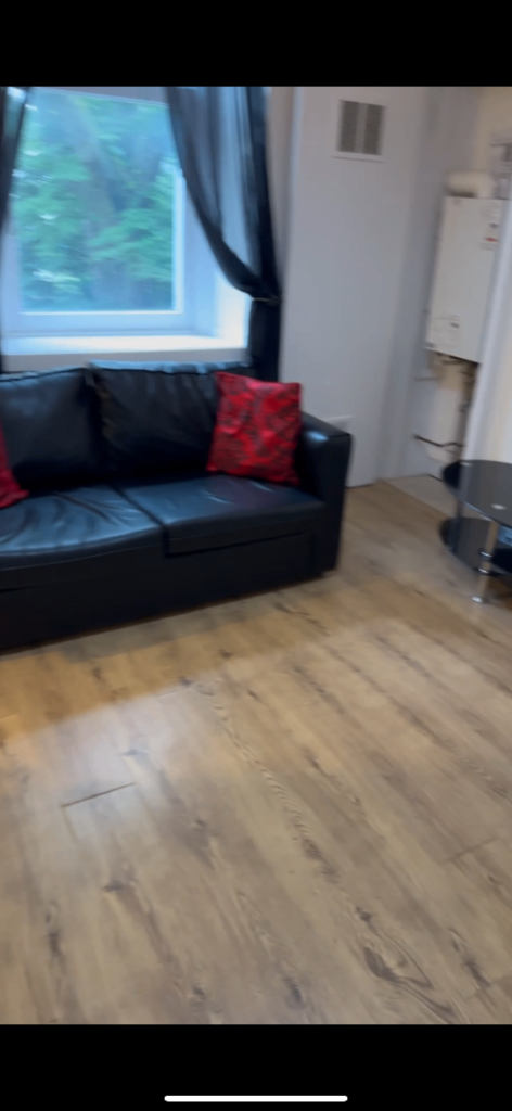 Flat King's Crescent in Aberdeen City