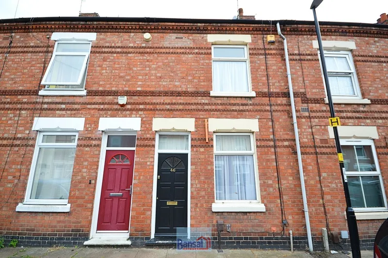 Flat St James' Lane in Coventry