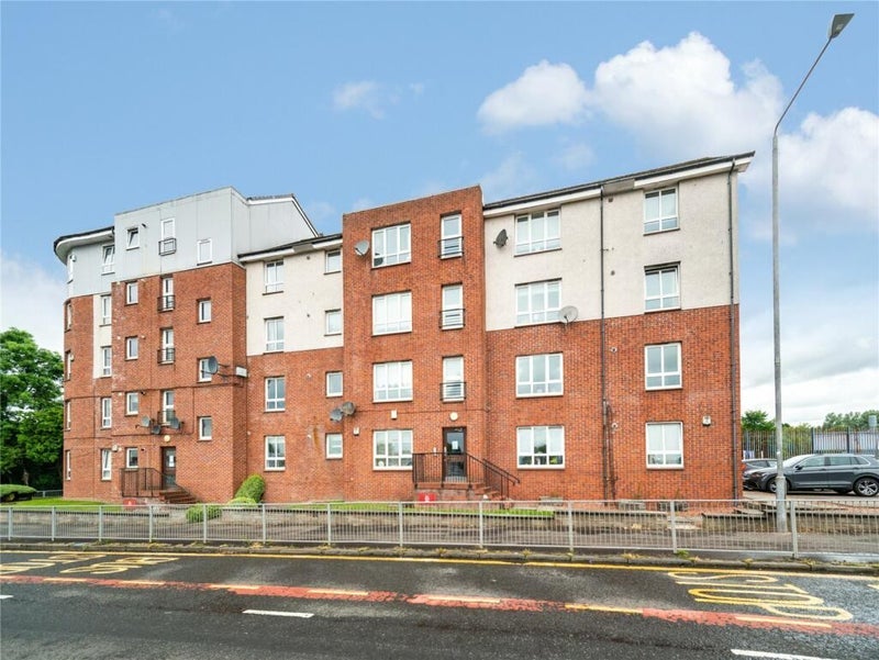 Flat Cumbernauld Road in Glasgow