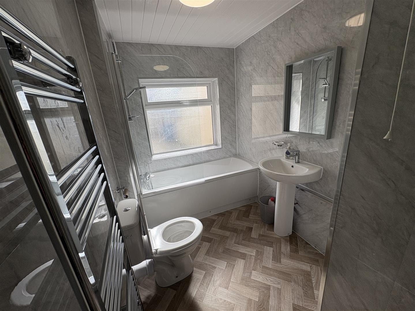 Flat Londesborough Road in Scarborough