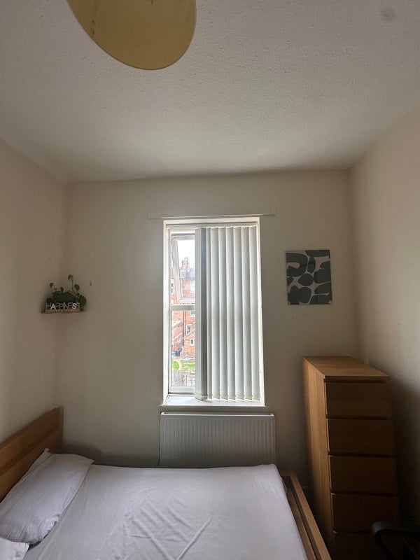 Room St. George's Road in Coventry