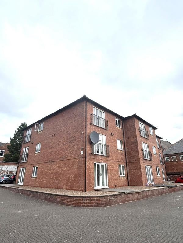 Flat Empress Road in Derby