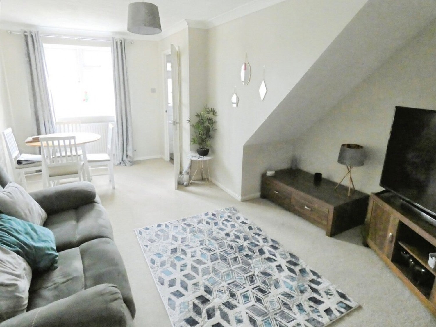 House Redwind Way in Gloucester