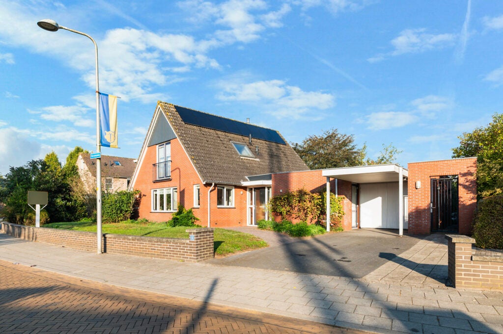 Huis Borculoseweg 4 in Diepenheim