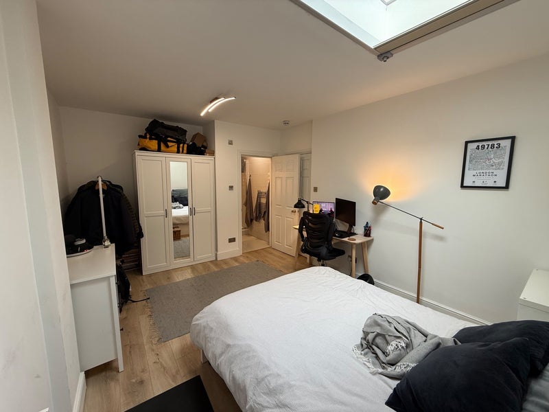 Room Bickersteth Road in Greater London