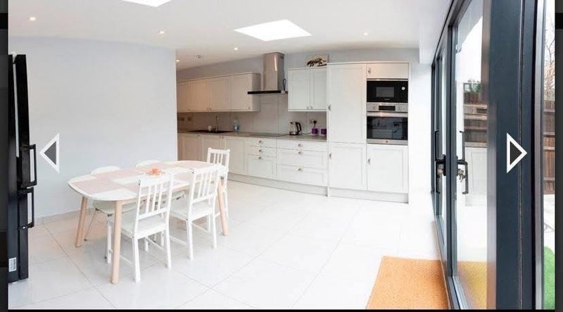 Room Bickersteth Road in Greater London