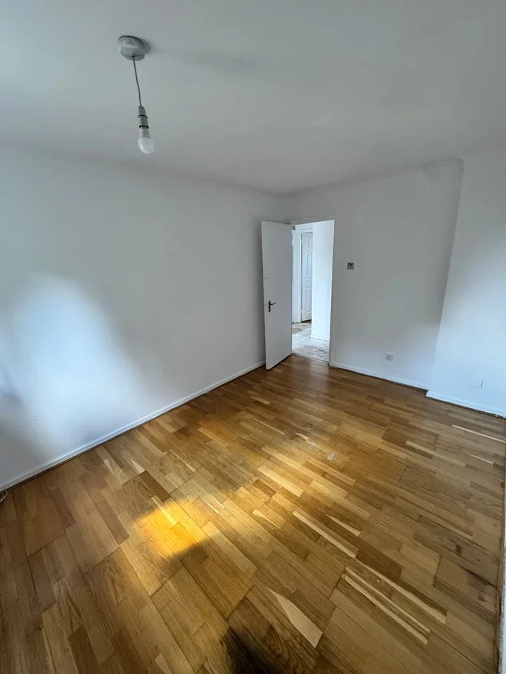 Flat Sturrock Close in Greater London