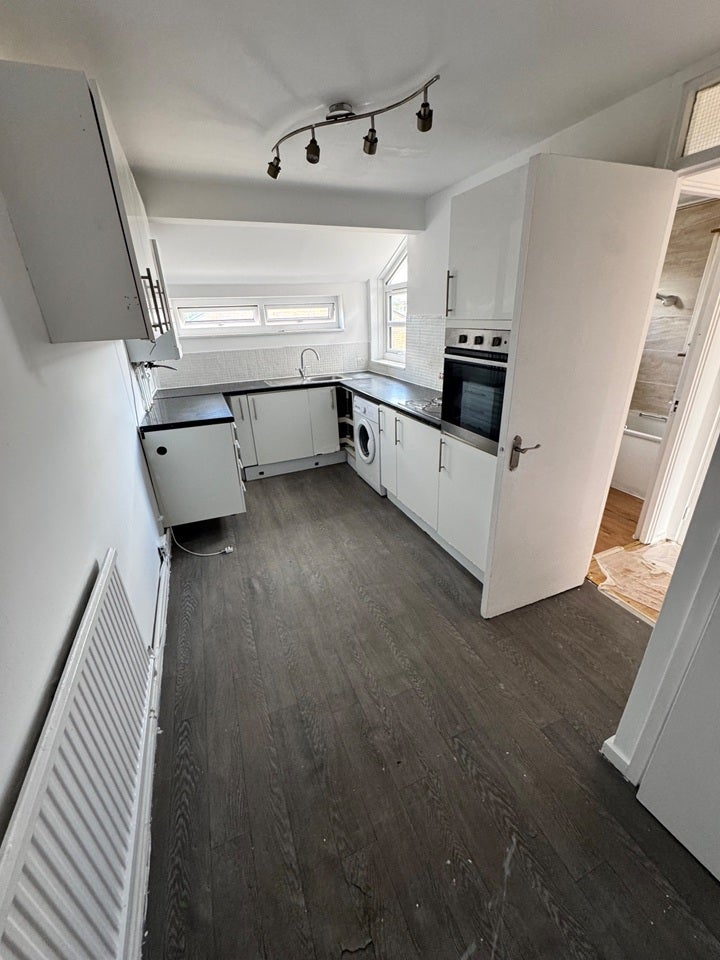 Flat Sturrock Close in Greater London