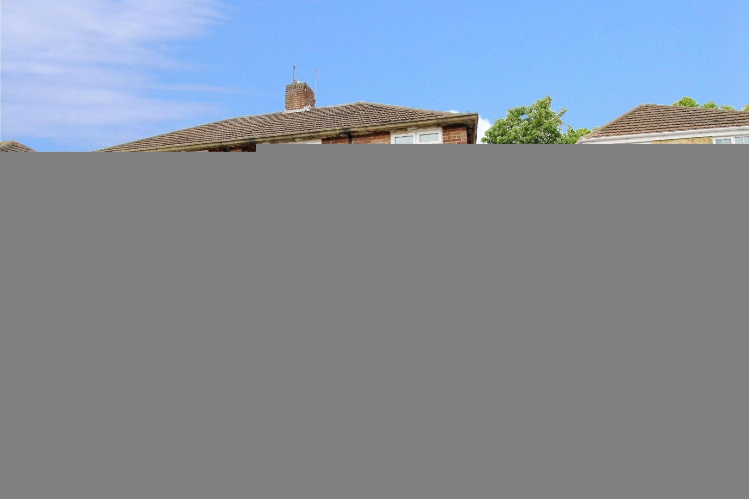 House Lynsted Close in Greater London