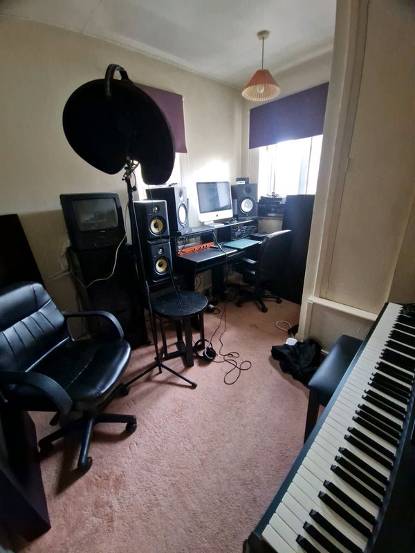 Room Moorcroft Road in Manchester
