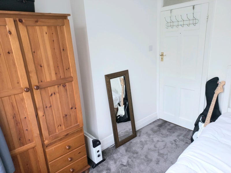 Room Lexden Road in Greater London