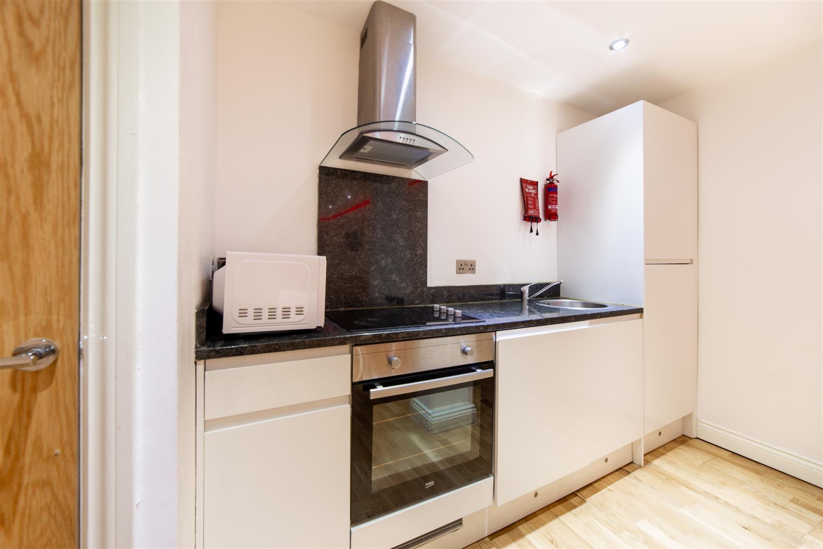 Flat Falconar Street in Newcastle upon Tyne
