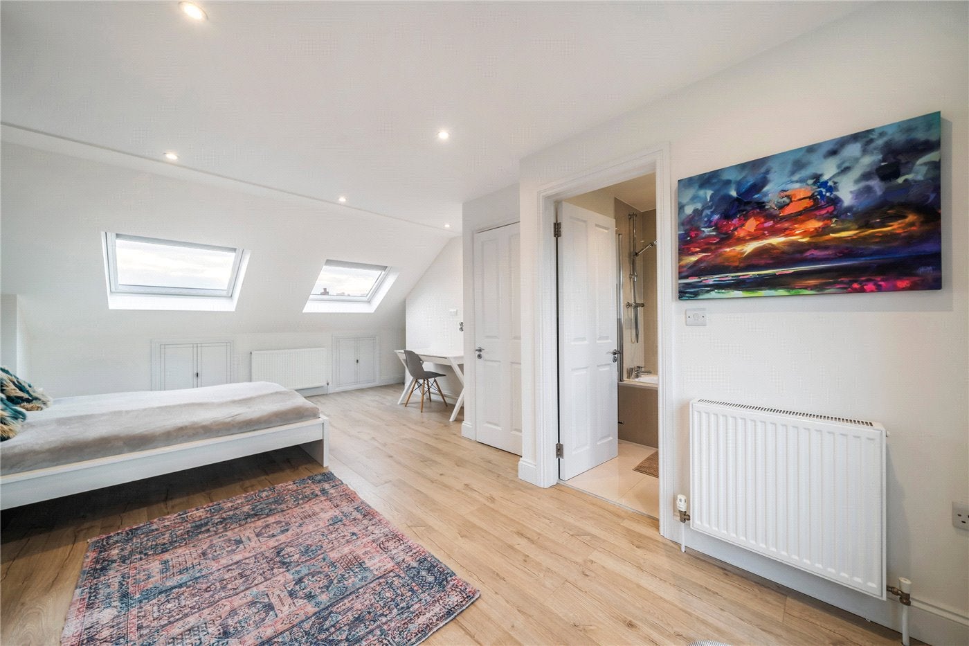 Flat Clive Road in Greater London