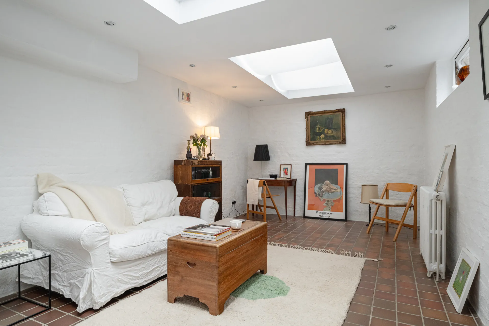 Flat Mortimer Road in Greater London