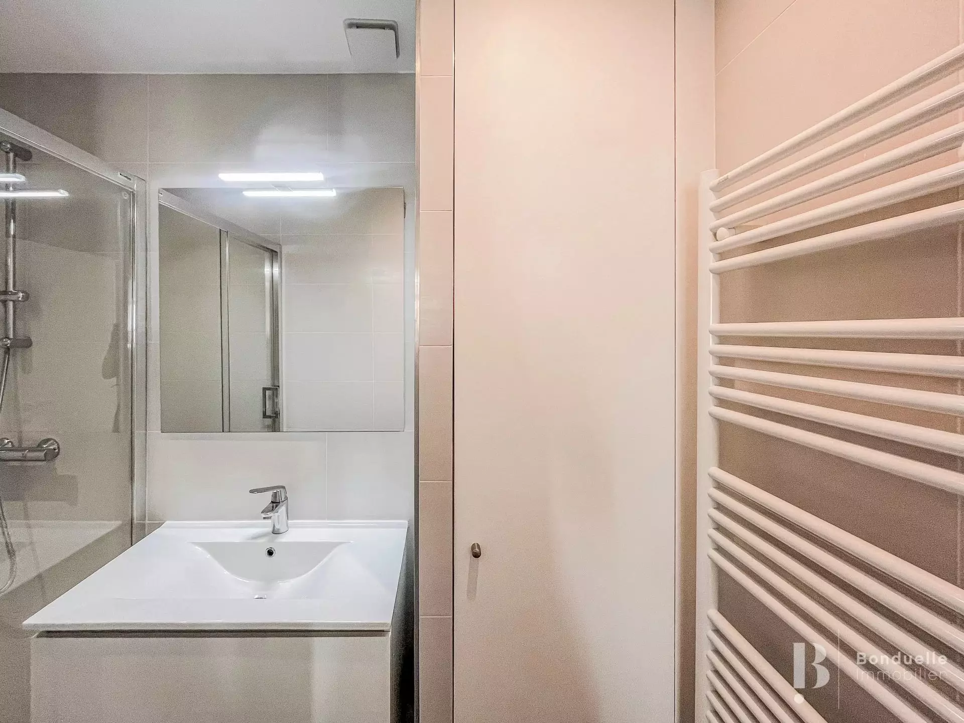 Appartement Rue de Magdebourg à Paris