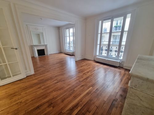 Appartement Rue Chernoviz à Paris
