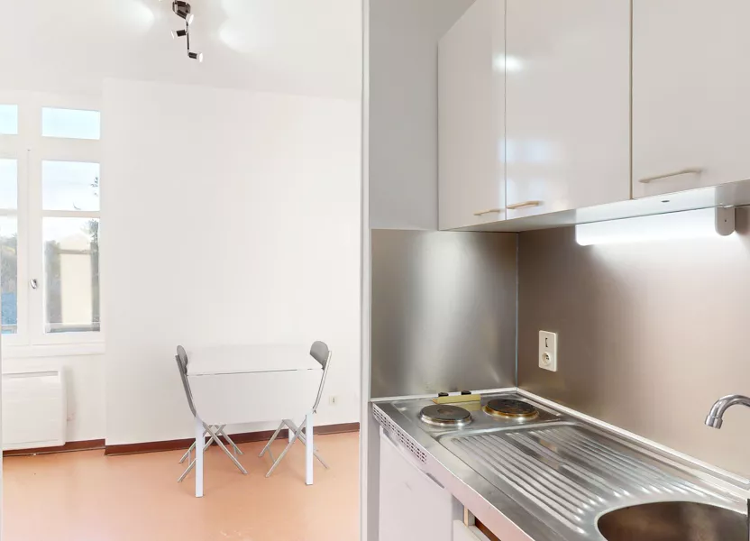 Appartement Chemin d’Espinassous à Salmiech