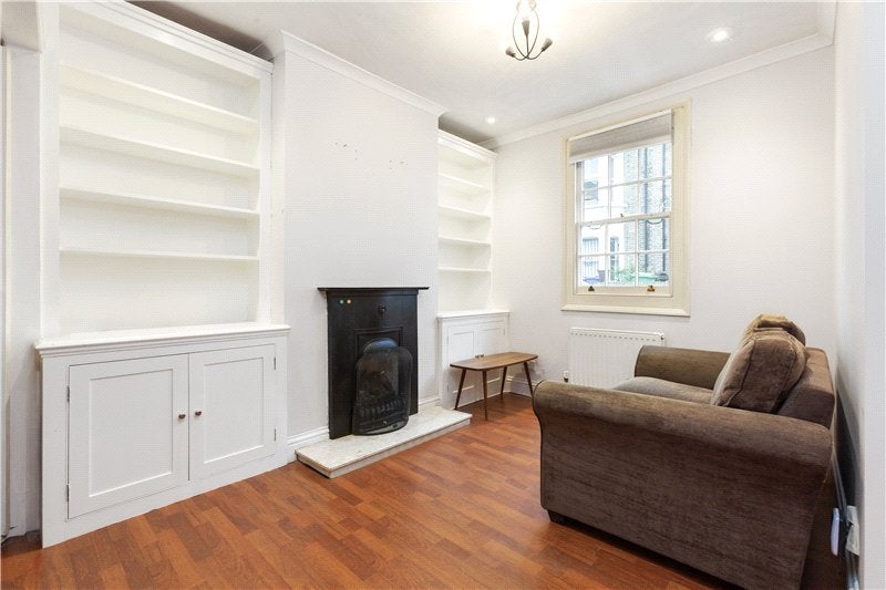 House Fives Court in Greater London
