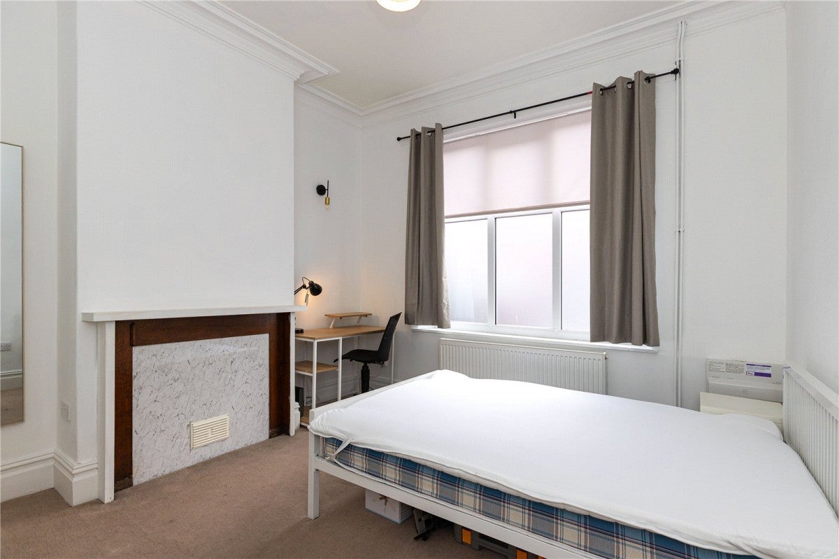 Room West Brampton in Newcastle-under-Lyme