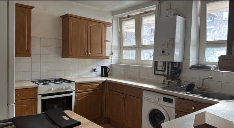 Room Worgan Street in Greater London