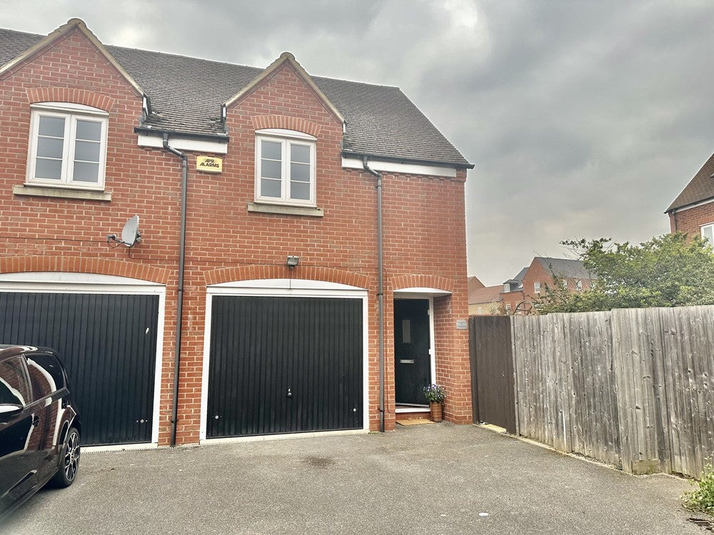 House Wessex Close in Great Denham
