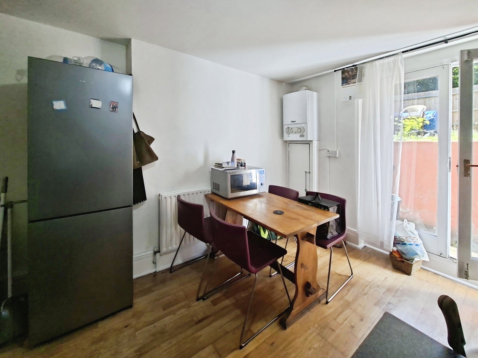Flat Brixton Hill in Greater London