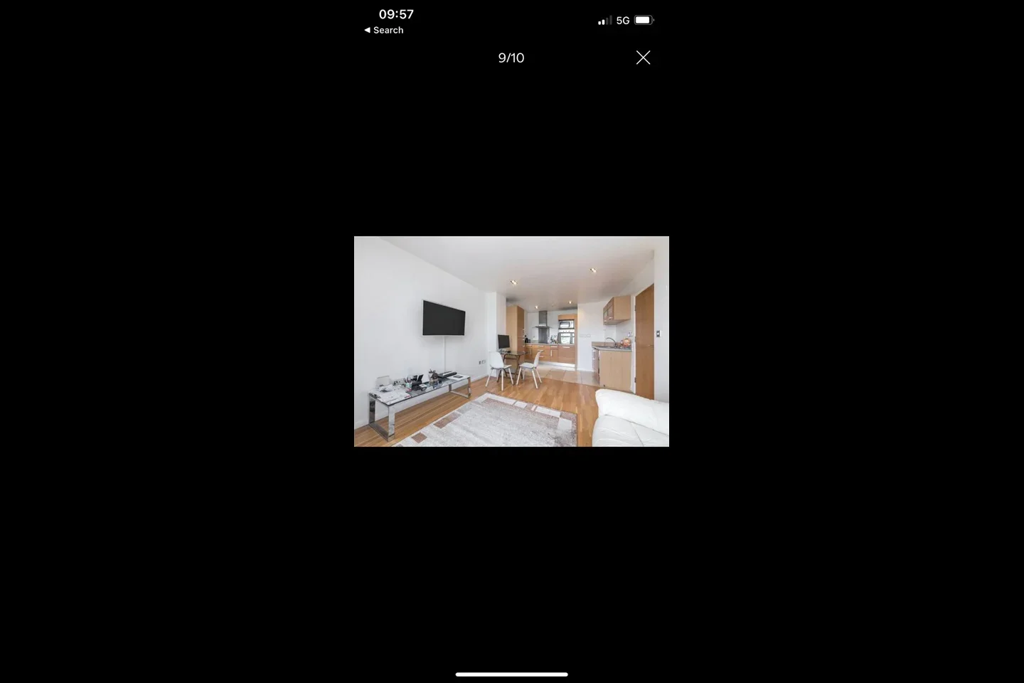 Flat Limeharbour in Greater London