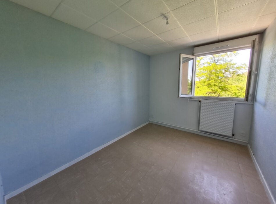 Appartement Place de la Mairie à Arbent