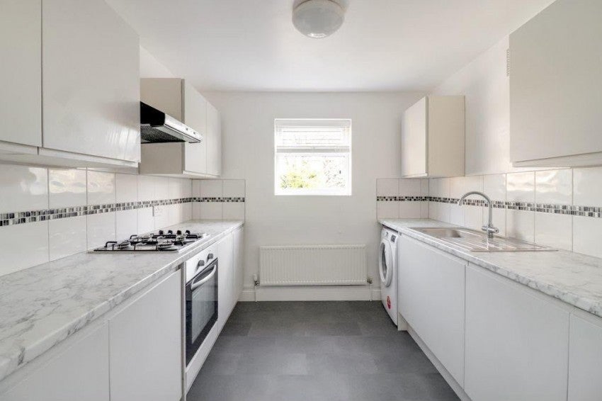 Flat Shepperton Road in Borough of Spelthorne
