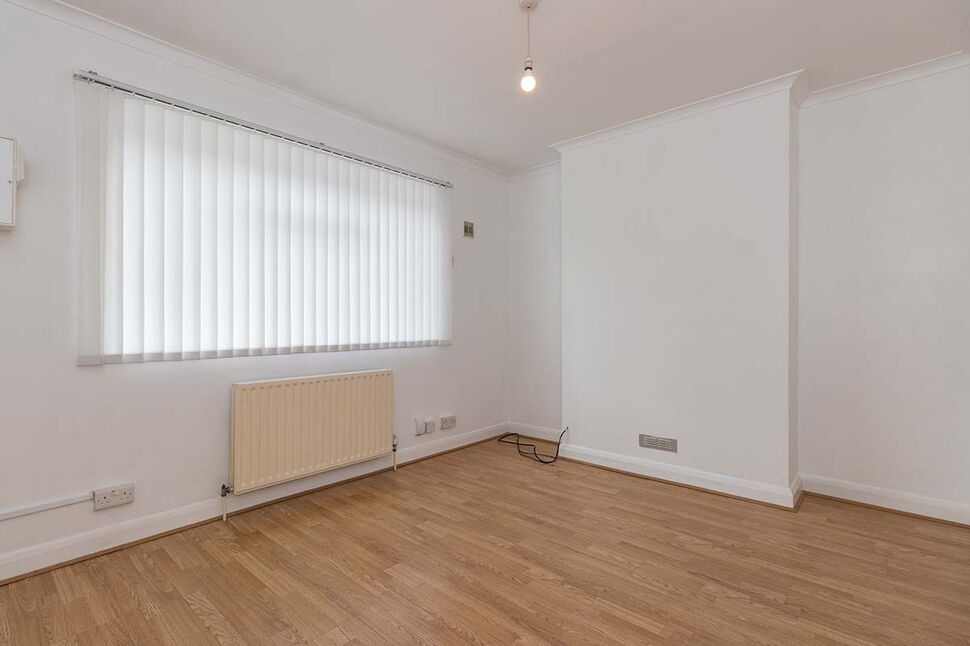 Flat West Barnes Lane in Greater London