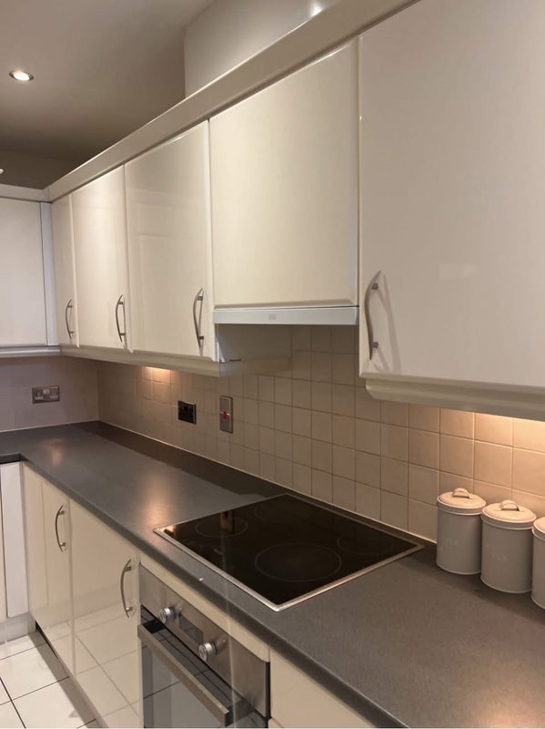 Room Gerry Raffles Square in Greater London