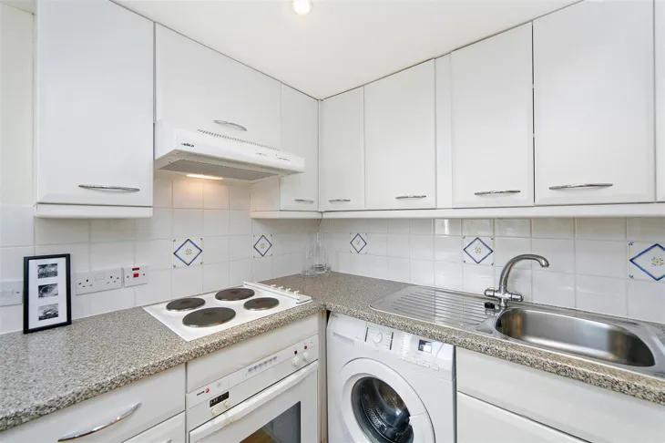 Flat Colville Square in Greater London