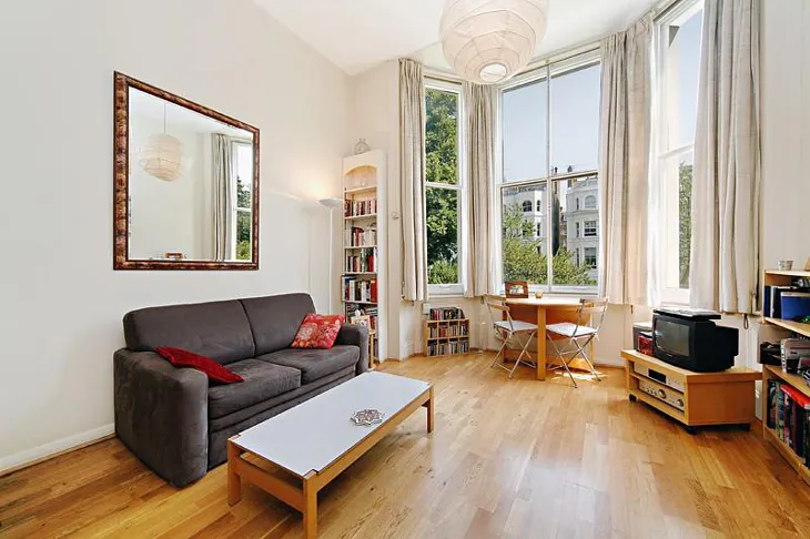 Flat Colville Square in Greater London