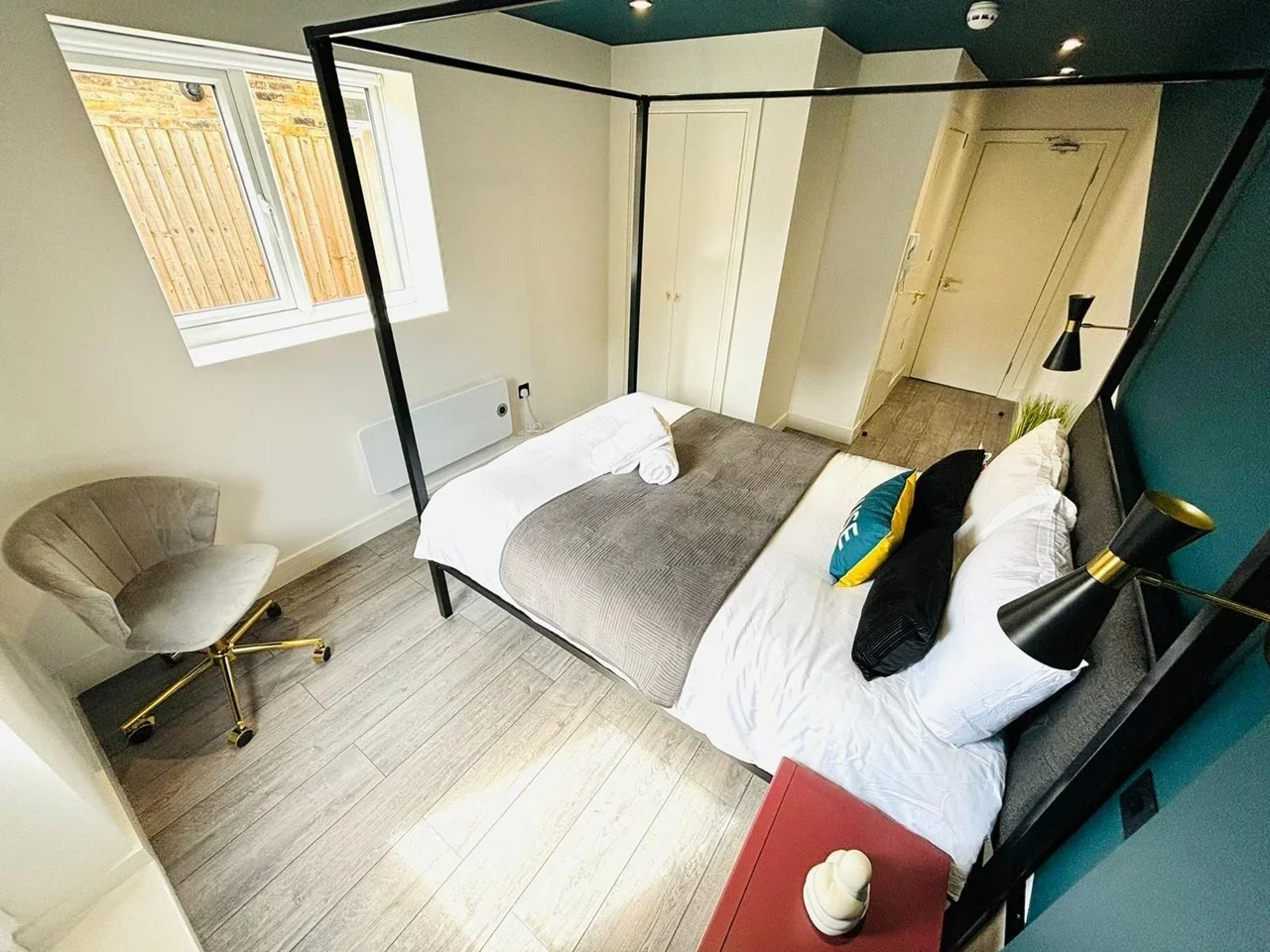 Room Etta Street in Greater London